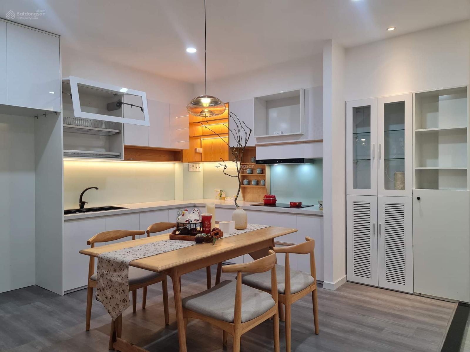 Biệt thự An Vượng Nam Từ Liêm 180m² giá 38 tỷ - Thiết kế đẳng cấp, thang máy và nội thất cao cấp!