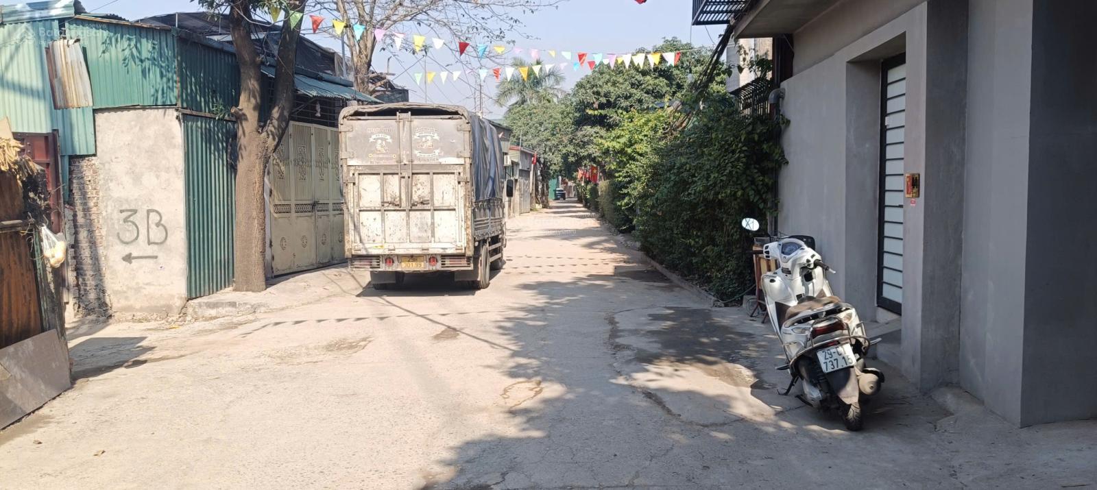 Kho xưởng cho thuê tại Đại Mỗ, Nam Từ Liêm 600m² - Điện 3 pha, xe 15 tấn đỗ cửa!