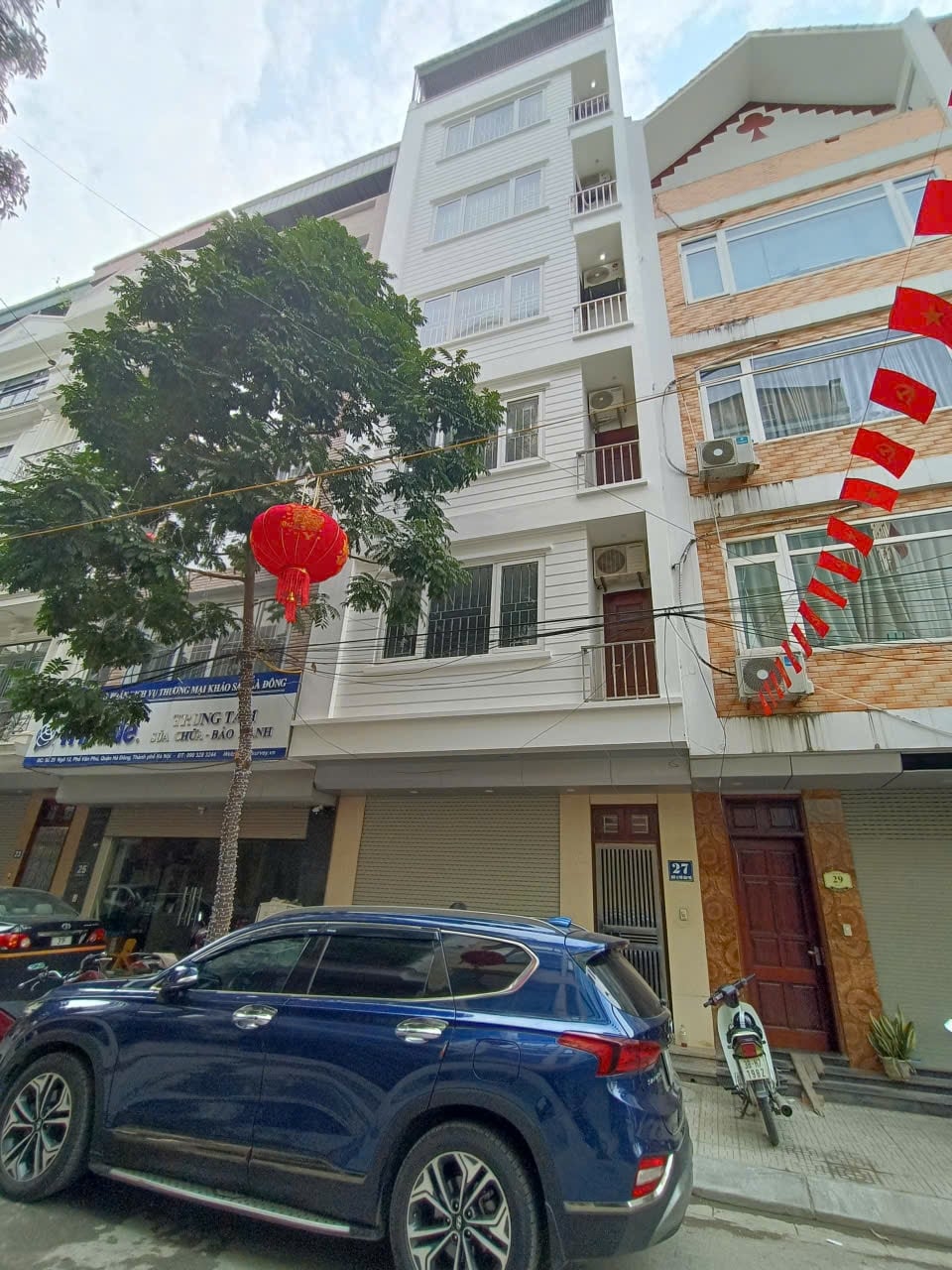 Nhà liền kề Văn Phú 50m² giá 20.9 tỷ - Thiết kế 7 tầng sang trọng