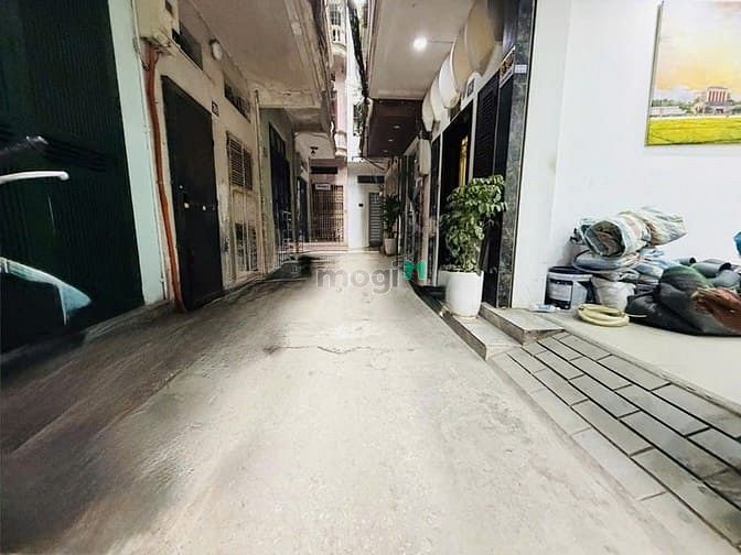 Bán nhà Tôn Đức Thắng 56m²*4 Tầng giá 11,5 tỷ - Cơ hội đầu tư tốt!