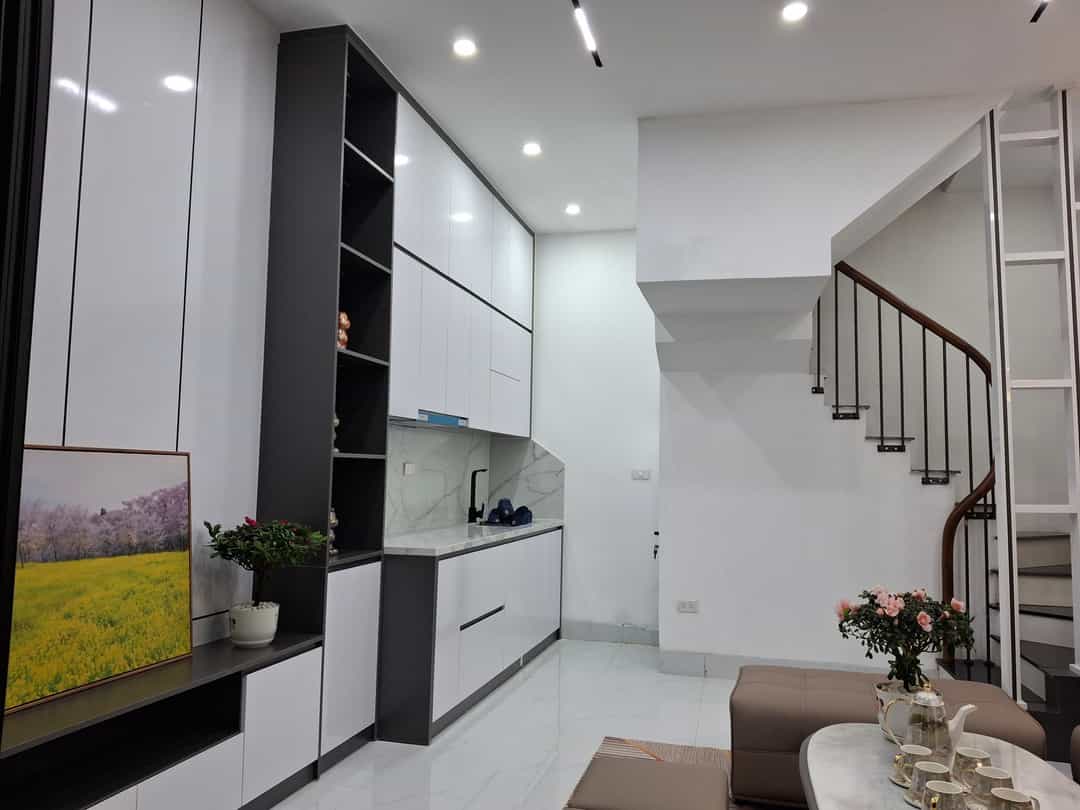 Nhà Lương Khánh Thiện 26m² giá 9.35 tỷ - Cách phố chỉ vài bước chân!