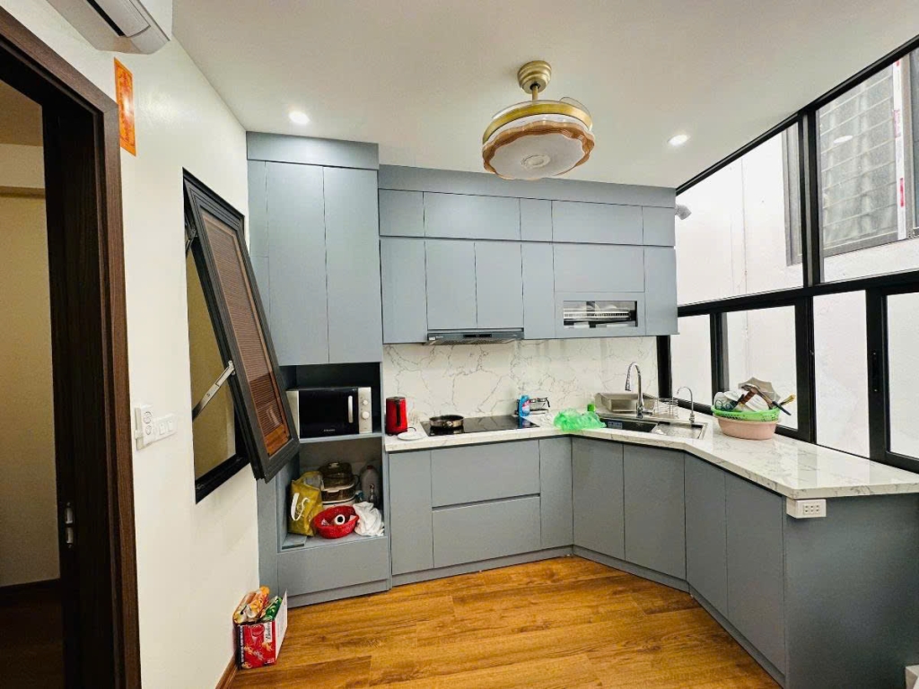 Căn hộ chung cư Tháp B 102 Thái Thịnh 68m² giá 7.2 tỷ - Vị trí 2 mặt phố hiếm!