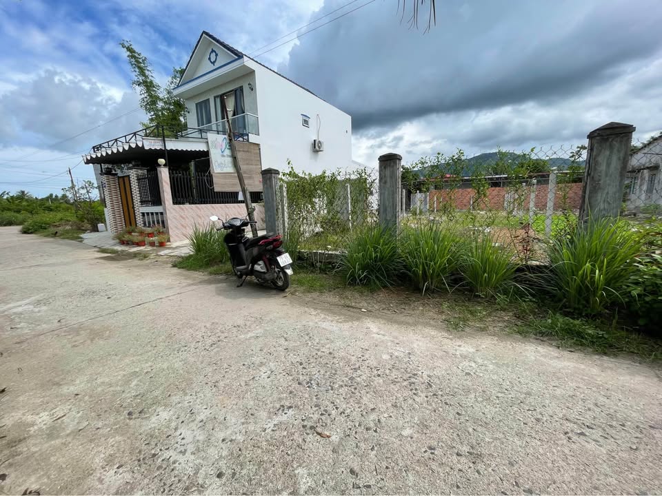 Đất Thổ Cư Thôn 2 Tân Sơn 113.8m² giá 1.199 tỷ - Đường ô tô thông thoáng!