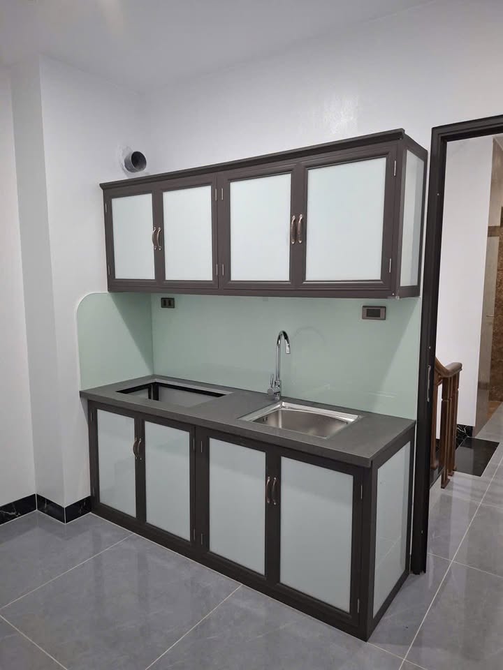 Phòng cho thuê tại ngõ 1/2 Thúy Lĩnh, Lĩnh Nam, 20m² chỉ 5 triệu/tháng - Nhà mới xây!