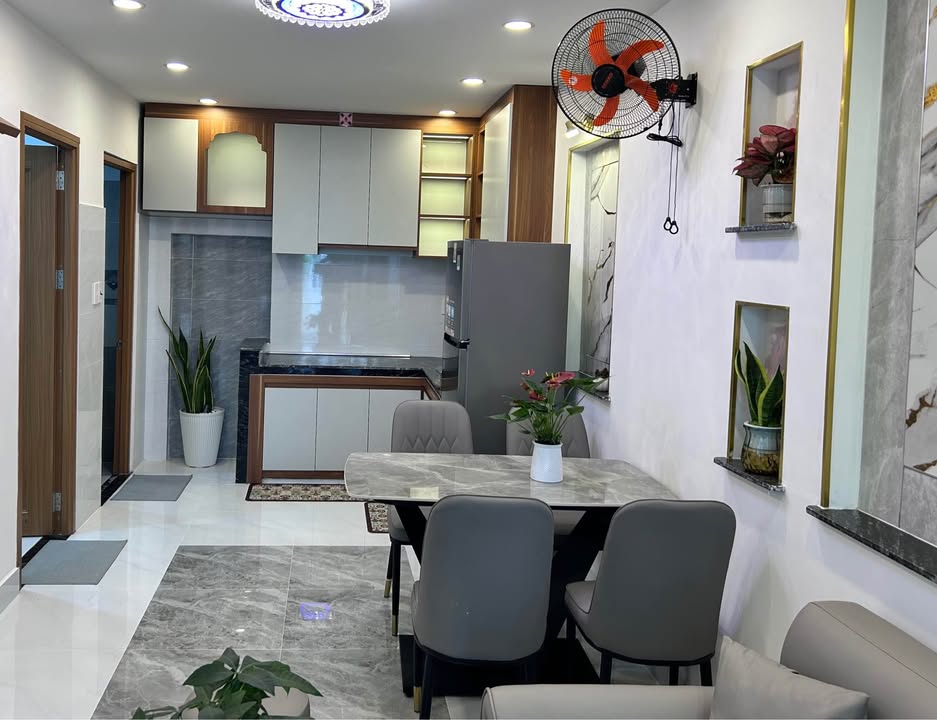 Nhà 2 tầng Đường Điện Biên Phủ, 120m² giá 4 tỷ - Full nội thất, gần công viên!