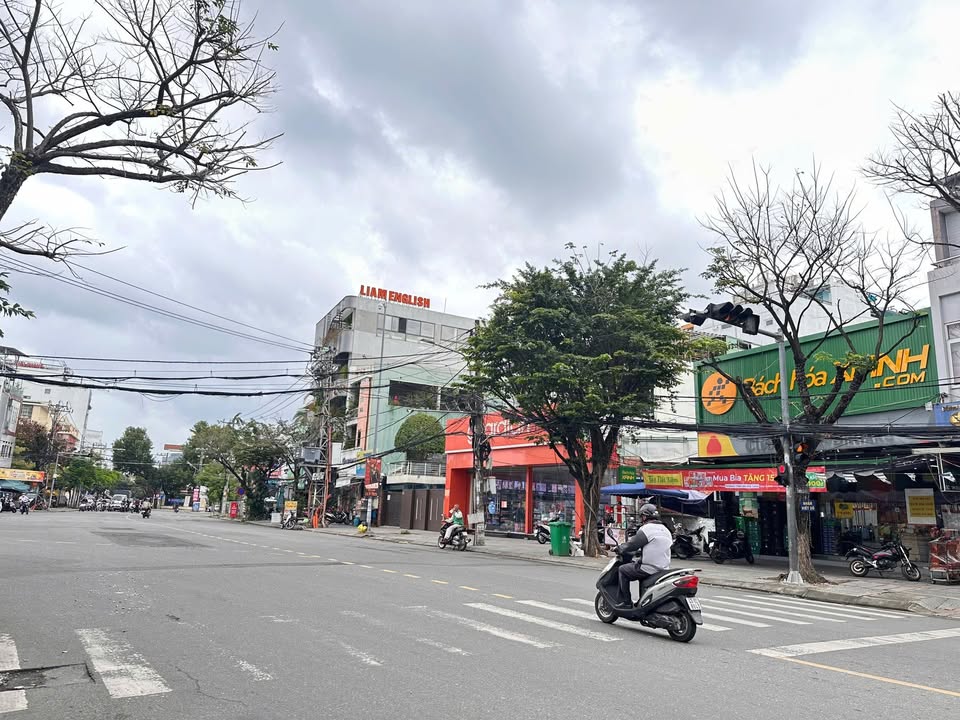 FrontHouse Đường Trưng Nữ Vương, Đà Nẵng 230m² giá 35 tỷ - Đất đẹp, sổ đỏ chính chủ!