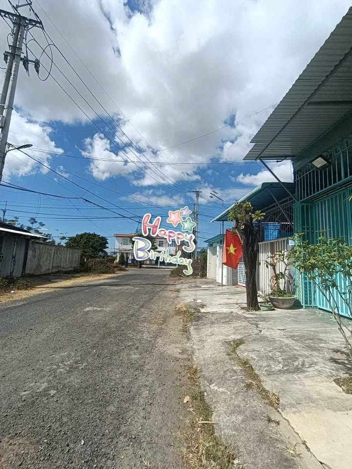 Nhà cấp 4 Phường Quang Trung, Kon Tum 120m² giá 1.5 tỷ - Cơ hội đầu tư hấp dẫn!