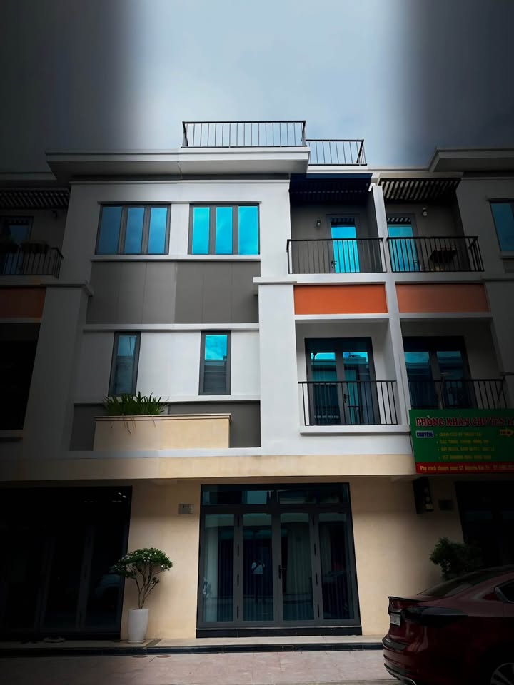 Townhouse An Phú 5m² giá 3.45 tỷ - Đối diện công viên, vị trí đắc địa!