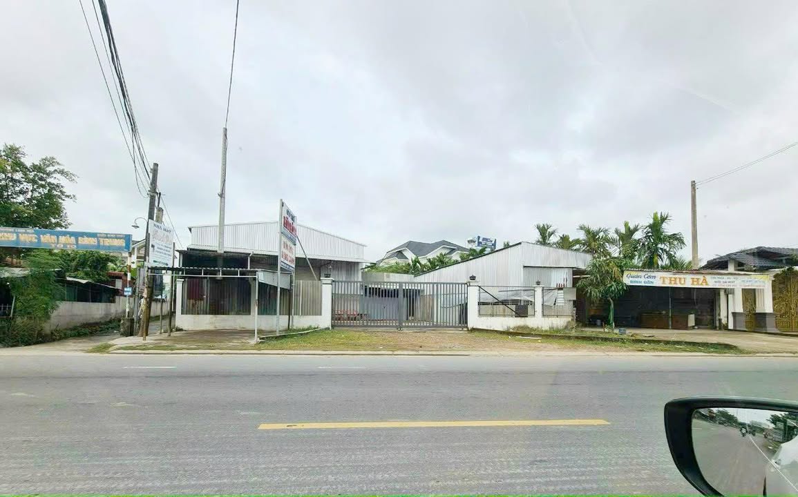 Warehouse mặt tiền Nguyễn Văn Linh, Quận Ninh Kiều, 1300m² - Đầu tư sinh lời ngay lập tức!