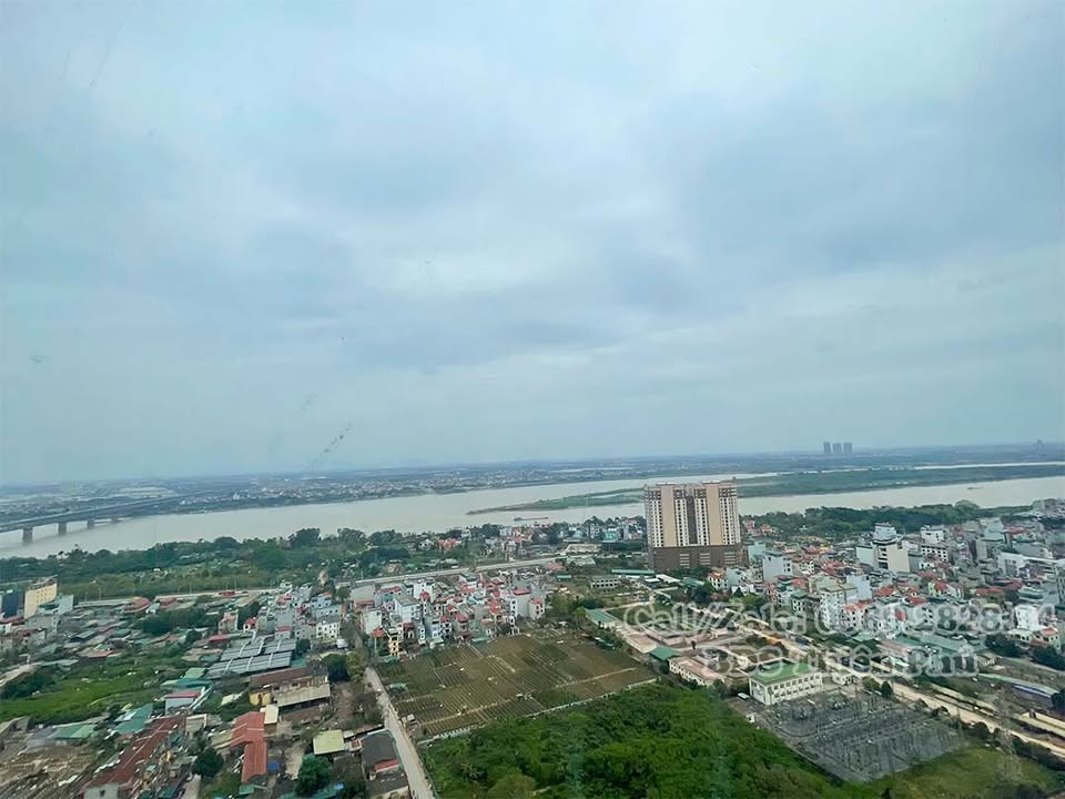 Căn hộ 3 phòng ngủ Sunshine City 106m² giá 25 triệu - View sông Hồng thoáng đãng!
