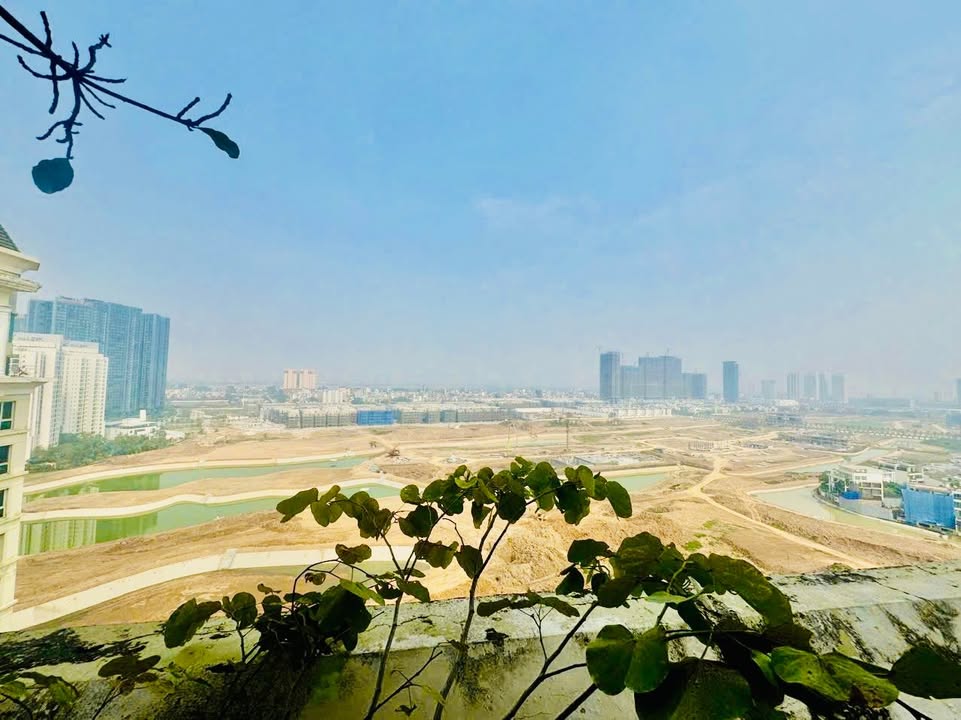 Penthouse 2 tầng Ciputra Tây Hồ 334m² - View sông Hồng tuyệt đẹp!