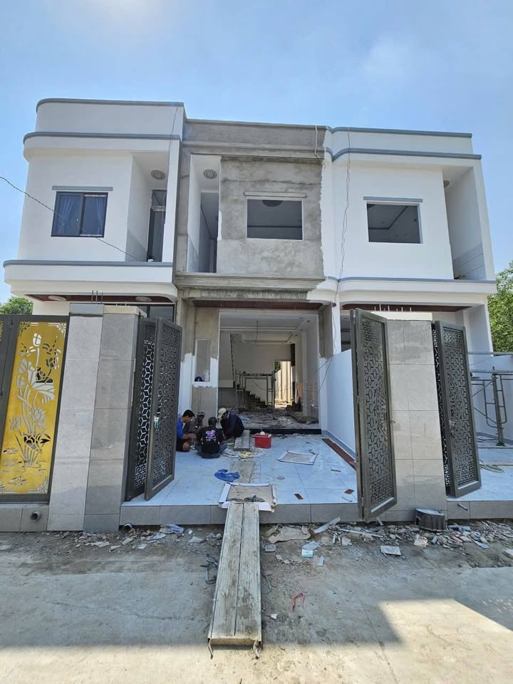 Nhà 1 trệt 1 lầu 109.6m² Phường An Bình, Dĩ An chỉ 4.6 tỷ - Sổ hồng riêng!