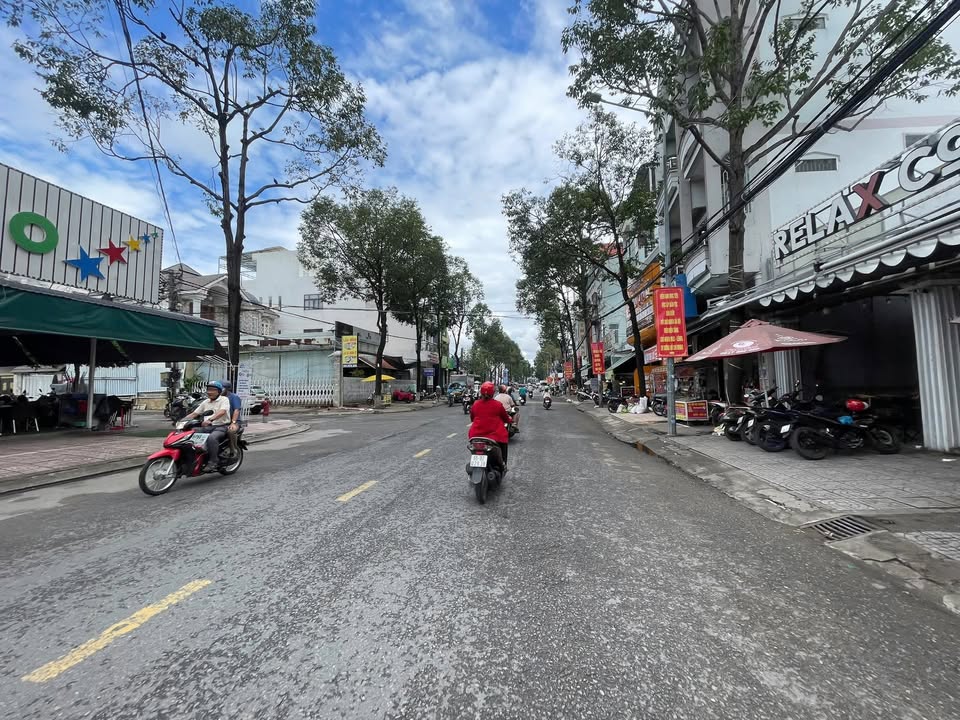 Nhà mặt tiền hẻm 6,1m đường Trần Việt Châu, Cần Thơ 200m² giá 8 tỷ - Đầu tư sinh lợi!