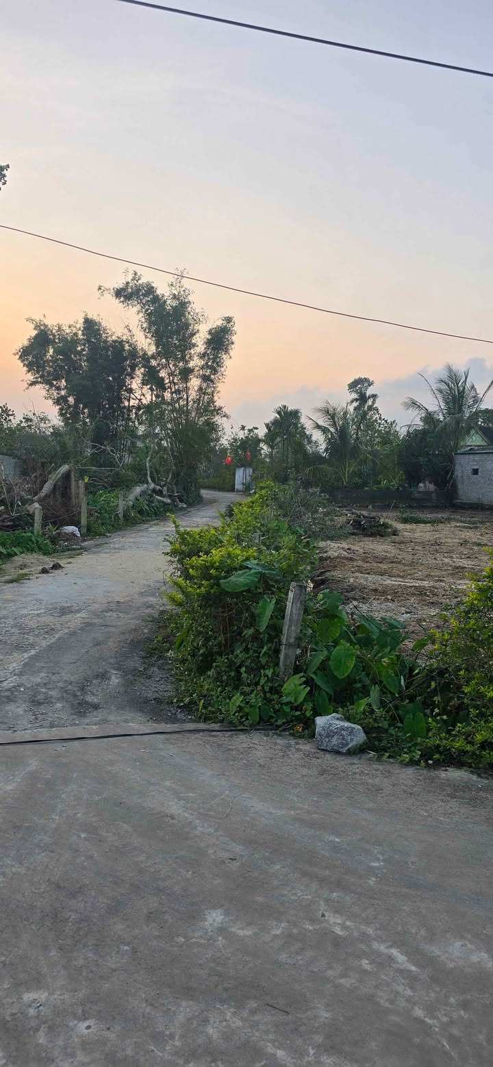 FrontHouse mặt tiền Quốc lộ 15B Thạch Hà 115m² giá 1.1 tỷ - Cơ hội đầu tư hấp dẫn!