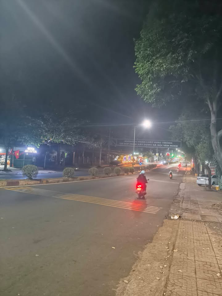 Nhà Gác Lửng Mặt Tiền ĐT 741, Phước Long, 156m² Giá 2.7 Tỷ - Vị Trí Đẹp, Dân Cư Sầm Uất!