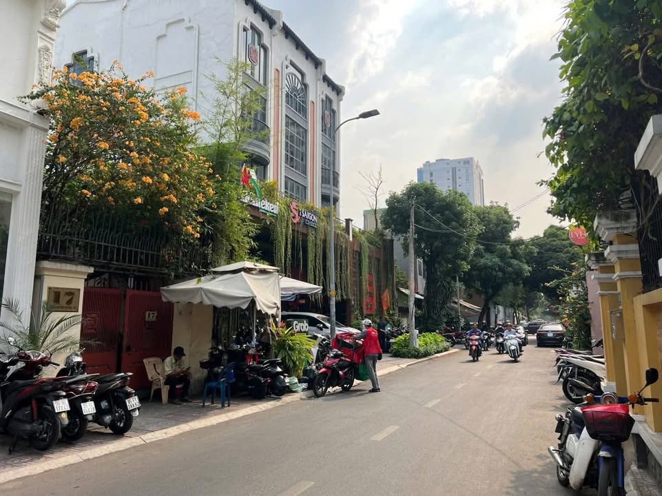 Tòa nhà FrontHouse Nguyễn Thị Diệu, Quận 3 - Mặt tiền 21m - Cơ hội đầu tư vàng!