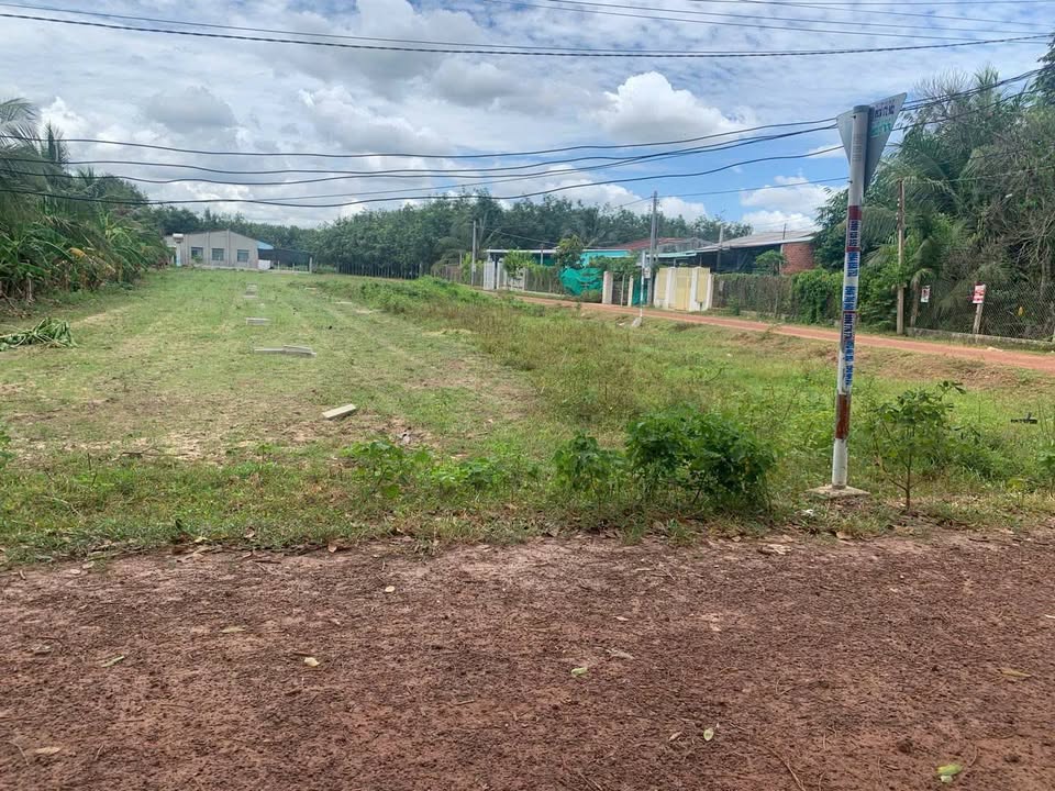 Đất thổ cư Xã Phan, Dương Minh Châu 161m² chỉ 360 triệu - Vị trí đẹp, cơ hội đầu tư!