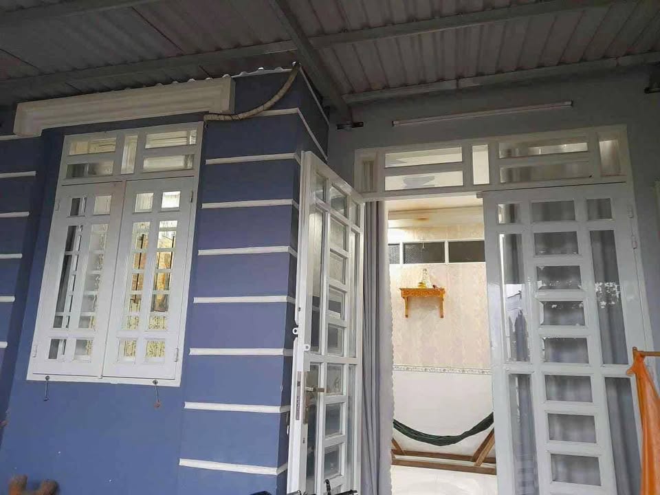 Nhà mặt tiền hẻm Nguyễn Chánh Trà Vinh 100m² giá 1.35 tỷ - Pháp lý rõ ràng!