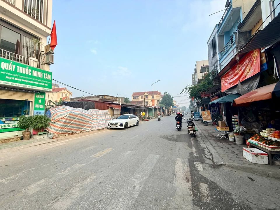 Đất mặt phố chợ Hòa Bình Hạ, Hưng Yên 102m² giá 11 tỷ - Đầu tư sinh lời ngay!