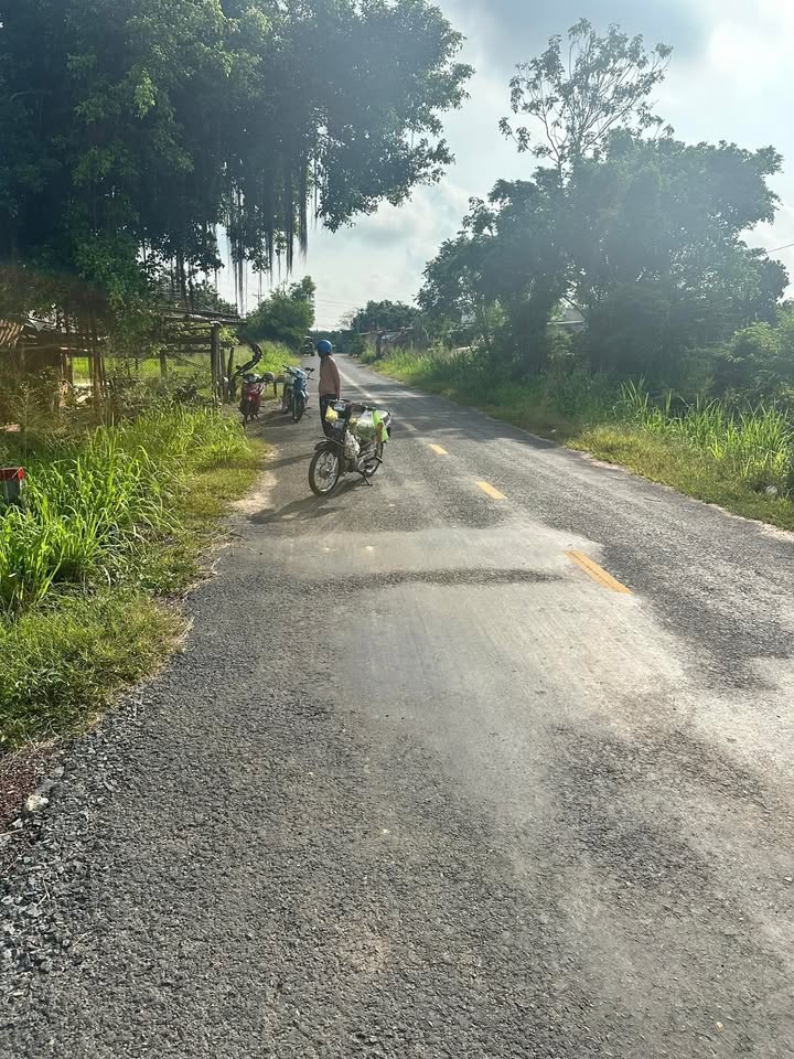 Đất nền 4,1 mẫu xã Thành Long - Mặt tiền đường nhựa 160m - Giá 5.74 tỷ