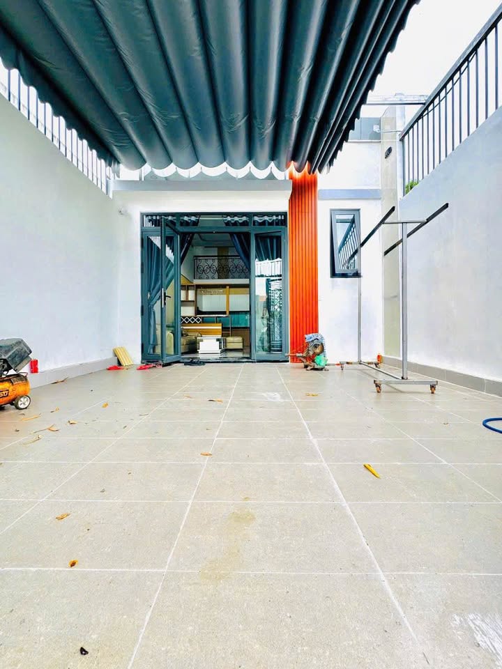 Nhà gác lửng 93m² Trảng Dài, Biên Hòa 1.98 tỷ - Hướng Đông Nam, thiết kế tuyệt đẹp!