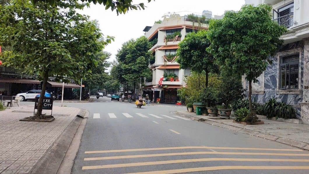 Lô đất KDC D2D, Đường D4, 82m² giá 7.5 tỷ - Vị trí vàng với tiềm năng phát triển!