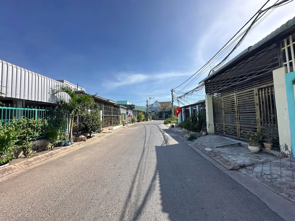 Lô đất thổ cư mặt tiền đường nhựa Phú Cường 254m² giá 3.4 tỷ - Cơ hội đầu tư tuyệt vời!