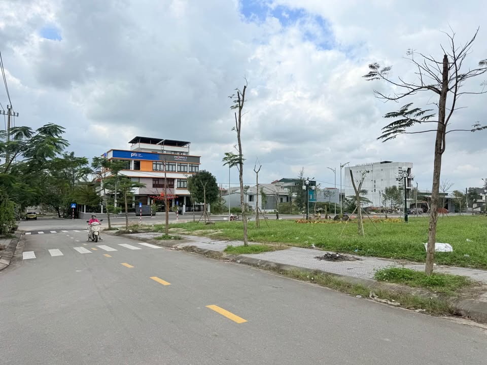 Đất nền KQH Bàu Vá - Thông Điện Biên Phủ, 85m² - Vị trí đẹp gần công viên!