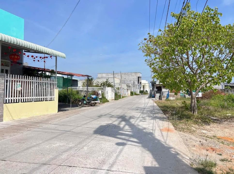 Đất thổ cư 120m² tại Phường Bình Thuận, Lâm Đồng - Sổ đỏ chính chủ, giá chỉ 1,1 tỷ!