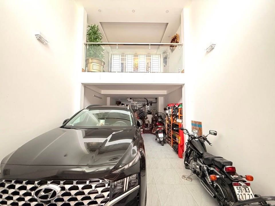 Nhà 5 tầng Quốc lộ 22, Hóc Môn 96m² giá 5 tỷ - Sổ hồng chính chủ!