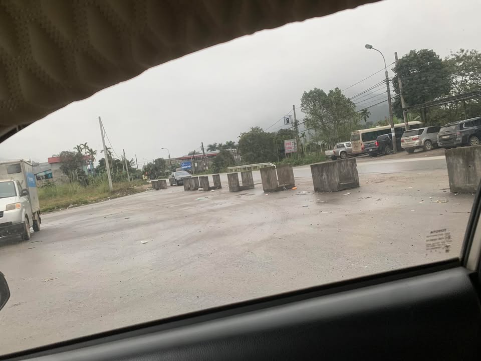 Đất thổ cư 800m² Huyện Đồng Văn 1,5ha - Mặt tiền đường nội thị 28m!