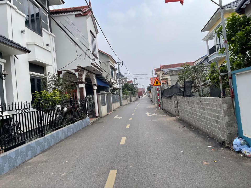 Đất nền lô góc Việt Cường, Yên Mỹ 90m² giá 2,7 tỷ - Cơ hội đầu tư tuyệt vời!