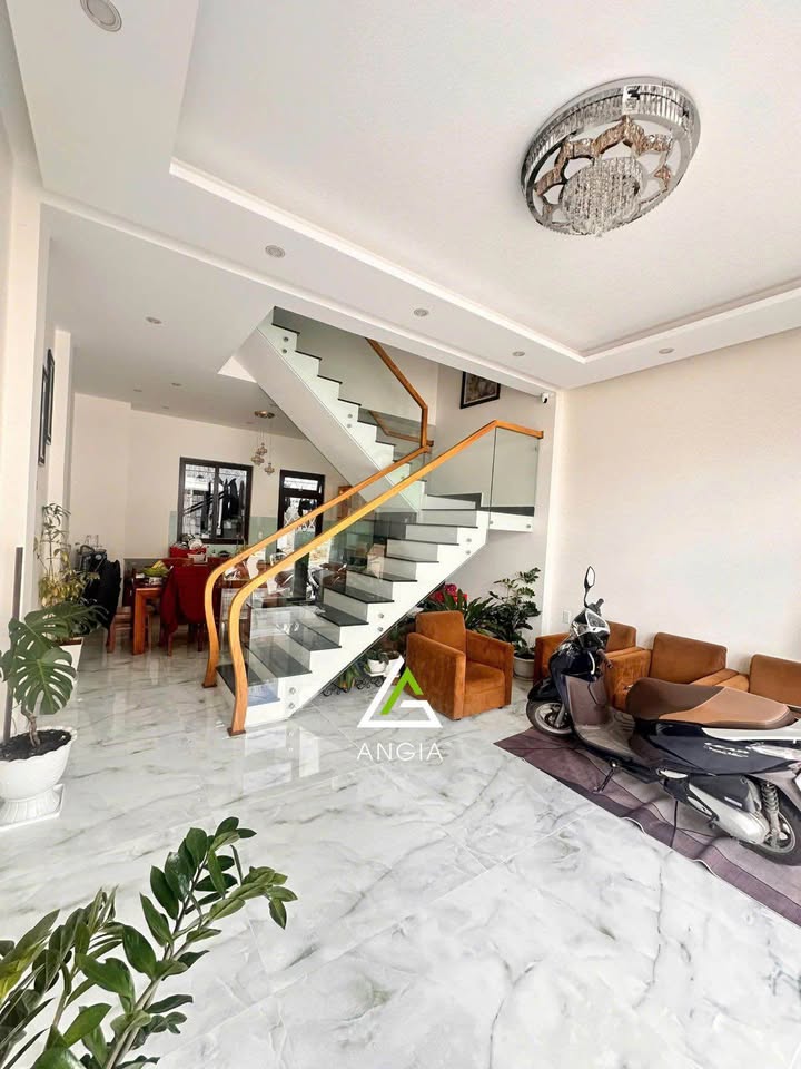 Nhà phố Khu dân cư số 5 An Sơn, Đà Lạt 50m² giá 7.5 tỷ - Sẵn sàng vào ở ngay!