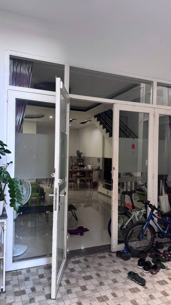 Nhà kiệt Lê Bá Trinh, Đà Nẵng 64m² giá 4 tỷ - Chính chủ bán gấp!