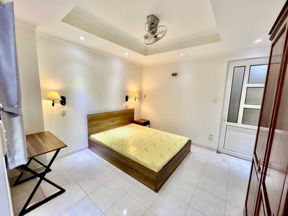 Phòng cho thuê Đường Hai Bà Trưng, Quận 1 - Full nội thất, vào ở ngay!