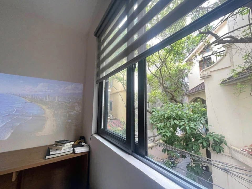 Phòng cho thuê tại ngõ 7 Thái Hà, 25m² giá 6.2 triệu - Sẵn sàng vào ở ngay!