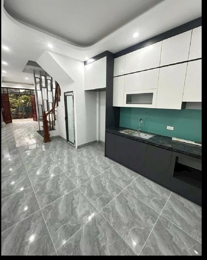 Nhà riêng Di Trạch, Hoài Đức 39m² giá 5 tỷ - Sổ đỏ chính chủ, ô tô tránh