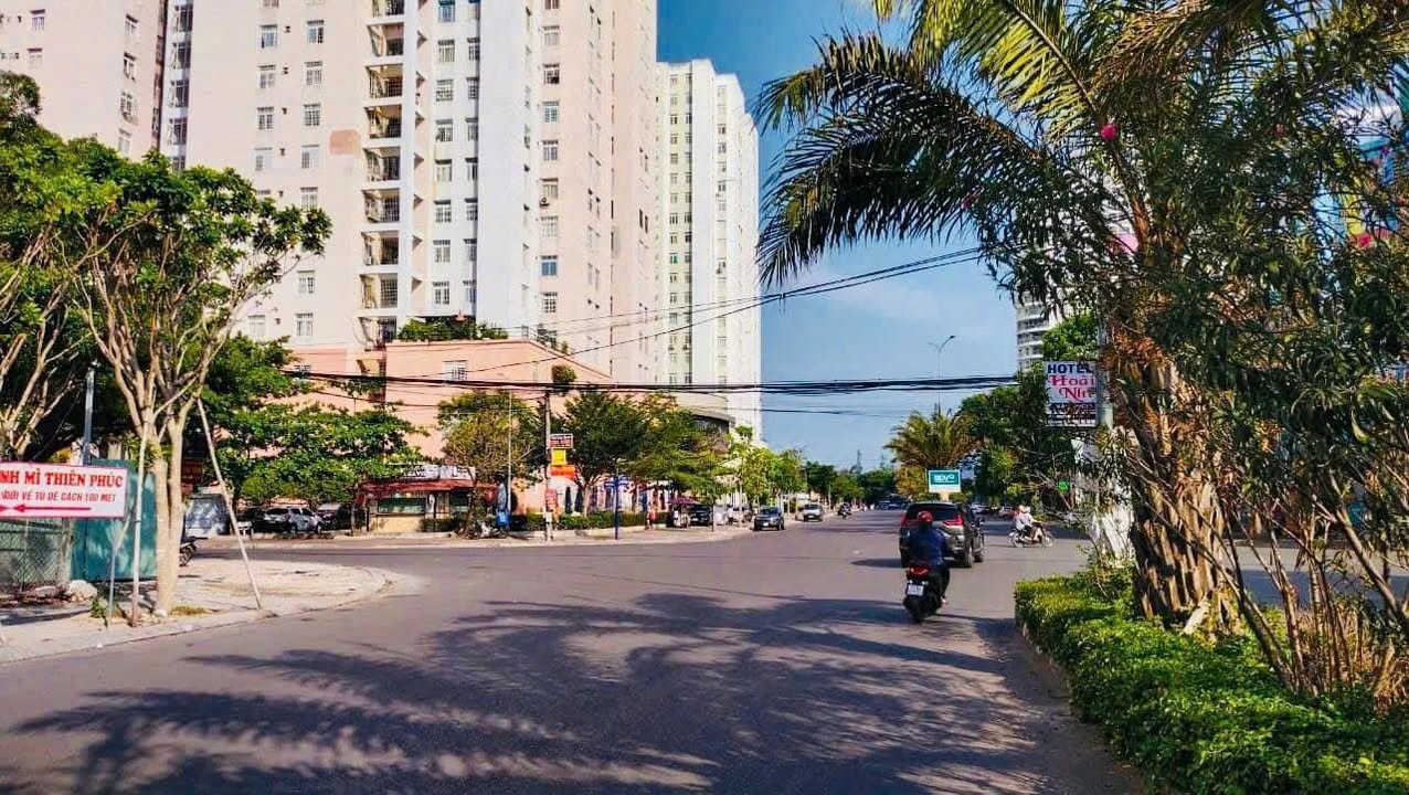Bán đất mặt tiền Thanh Tịnh, KDT Chí Linh 72m² giá 12.5 tỷ - Phong thủy tốt!