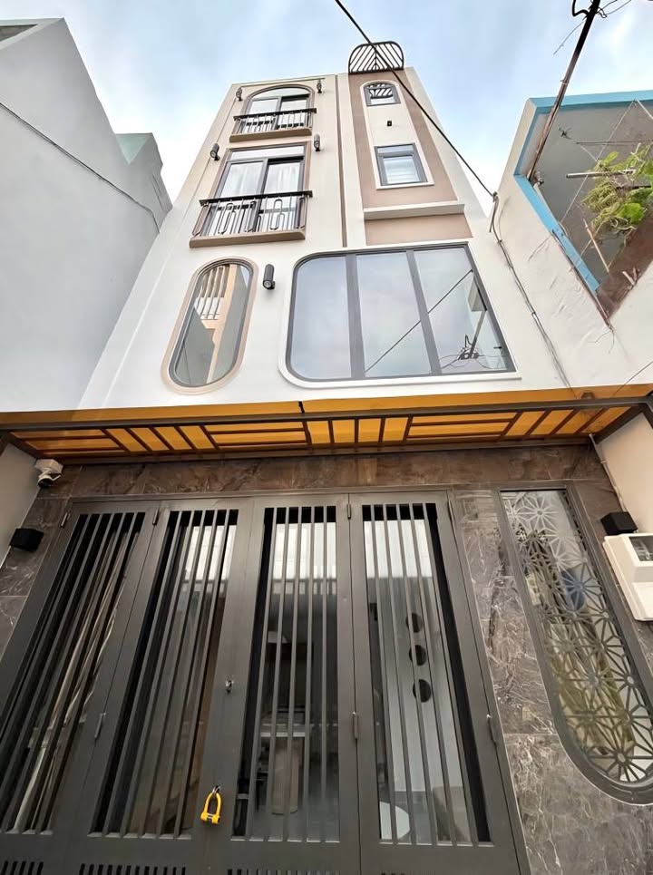 Nhà riêng 4 tầng Lê Văn Duyệt 27m² giá thỏa thuận - Sẵn sàng vào ở ngay!