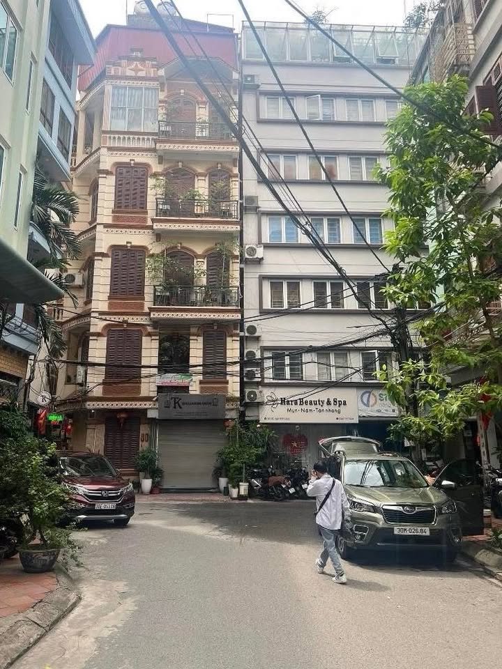 Nhà mặt phố Pháo Đài Láng 60m² giá tốt - Kinh doanh sinh lời!