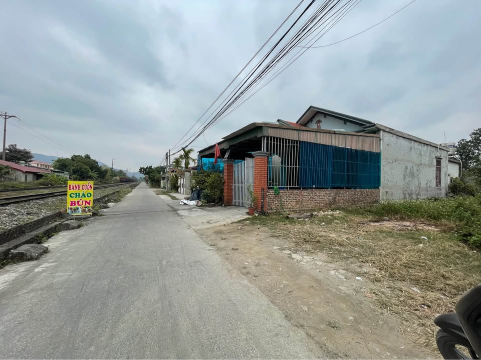 Đất mặt tiền đường Bắc Sơn, Quảng Yên 100m² giá 550 triệu - Phù hợp kinh doanh nhỏ!