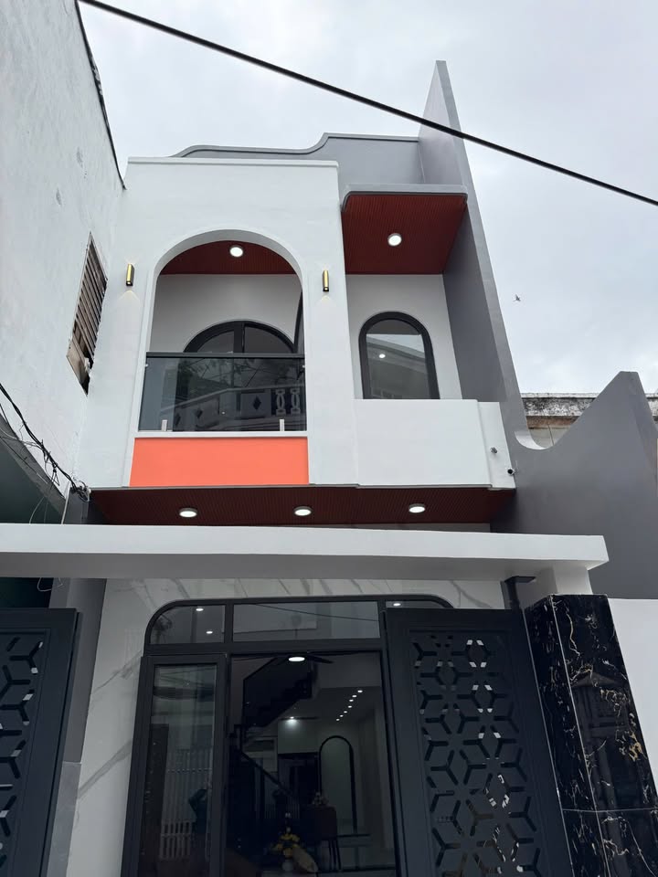 Nhà 2 tầng đường Hoàng Diệu, 83m² giá 6.9 tỷ - Tiện nghi đầy đủ