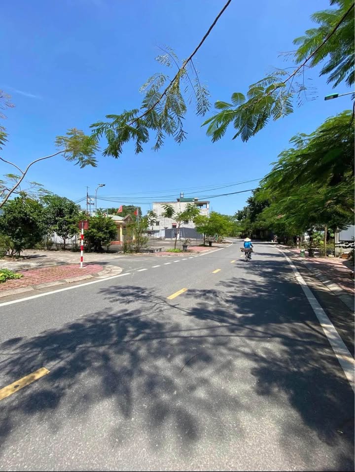 Đất thổ cư tổ 7 Ỷ La 160m² giá 1.6 tỷ - Cơ hội đầu tư lý tưởng!