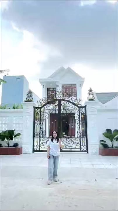 Biệt thự phố sân vườn Vương Hồng Sển, Rạch Giá, 195m² - Đầu tư sinh lời!