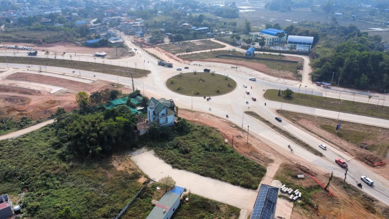 Đất nền mặt tiền đường Tố Hữu, Thái Nguyên, 95m², giá chỉ 200 tỷ