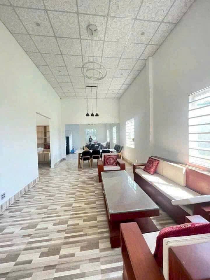 Nhà cấp 4 Bảo Lộc 1040m² giá 2.9 tỷ - Sân vườn xanh mát, ở ngay!