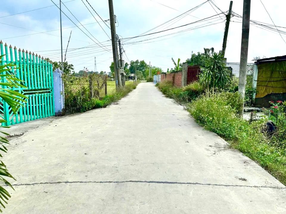 Bán FrontHouse mặt tiền đường Bêtông Hòa Khánh Nam 200m² giá 920 triệu - Thương lượng ngay với chính chủ!