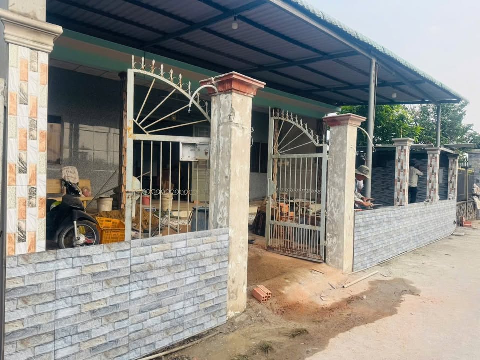 Nhà cấp 4 chính chủ tại Tây Ninh 164m² giá 1.4 tỷ - Bán gấp!