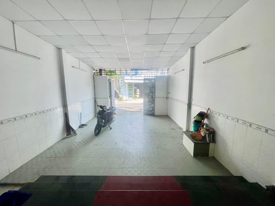 Nhà mặt tiền kinh doanh Đường Nguyễn Ảnh Thủ, Quận 12, 100m² - Hàng hiếm giá tốt!