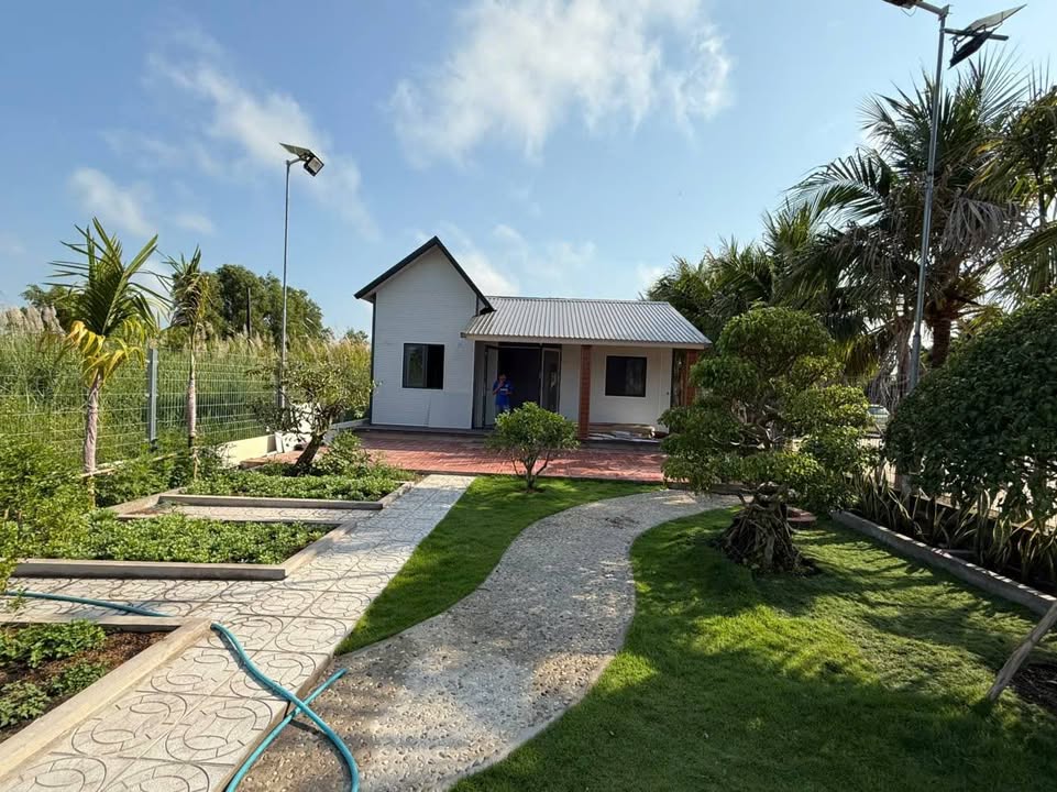 Nhà vườn đẹp tại Phường An Bình, TP Rạch Giá 300m² - Giá chỉ 2 tỷ VND!